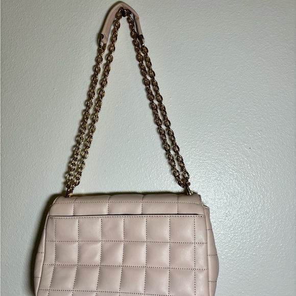 Michael kors soho soft pink LG chain shldr leather purse brand new with tag - Picture 6 of 9
